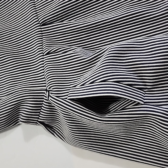 BANANA REPUBLIC STRIPED MINI DRESS/ SIZE 2 - Picture 9 of 12